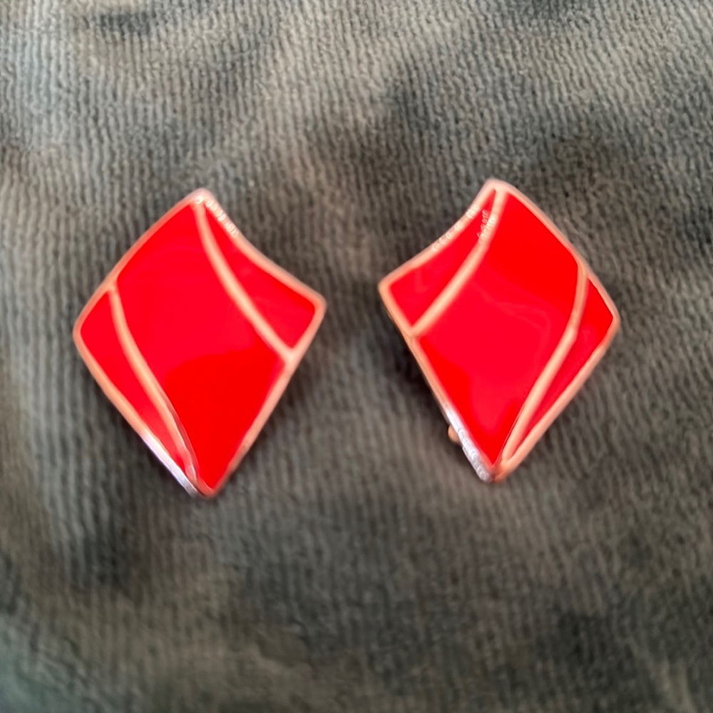 Vintage geometric, red and silver tone clip on earrings